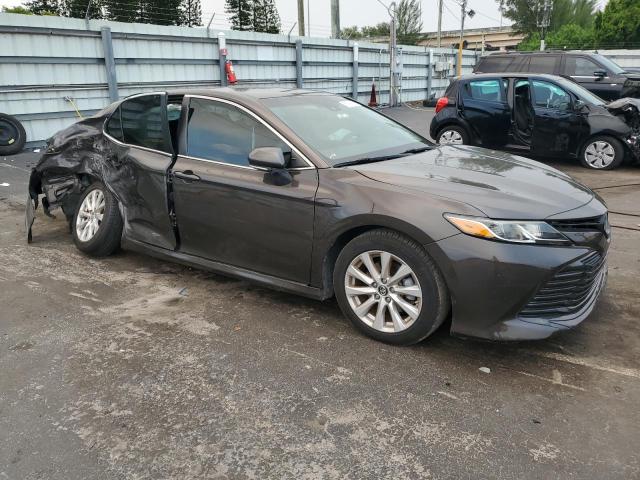 4T1B11HK1JU153834 - 2018 TOYOTA CAMRY L TAN photo 4