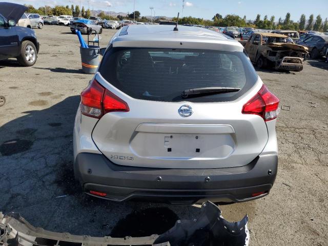 3N1CP5BV8LL488171 - 2020 NISSAN KICKS S SILVER photo 6