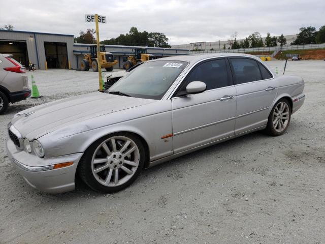 SAJWA73B04TG32552 - 2004 JAGUAR XJR S SILVER photo 1