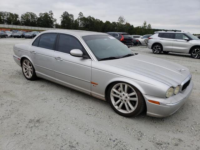 SAJWA73B04TG32552 - 2004 JAGUAR XJR S SILVER photo 4