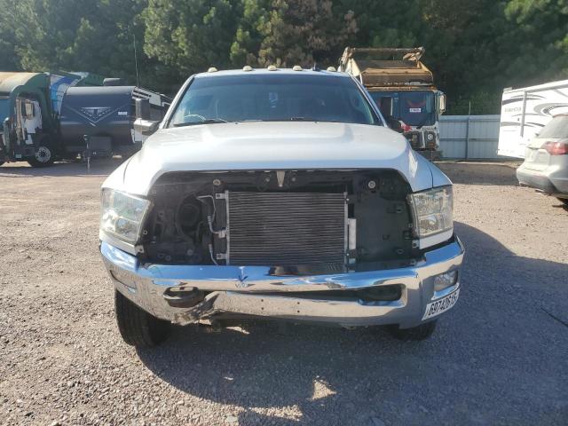 3C63RRLL1JG210981 - 2018 RAM 3500 SLT Белый фото 5