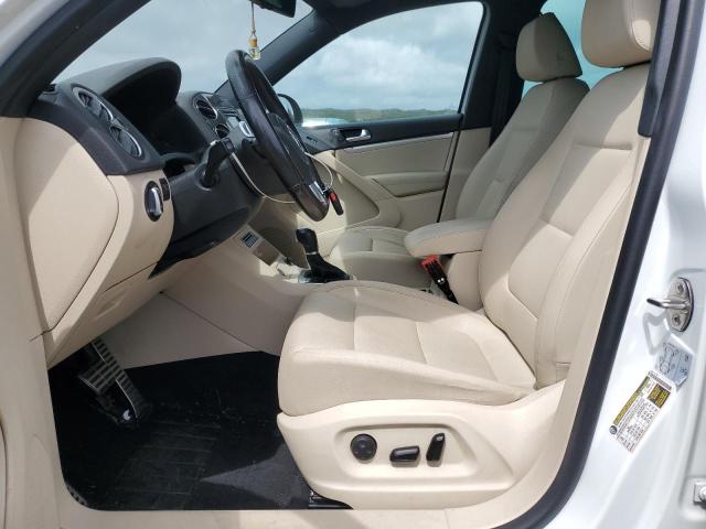 WVGBV7AX8GW079368 - 2016 VOLKSWAGEN TIGUAN S WHITE photo 7