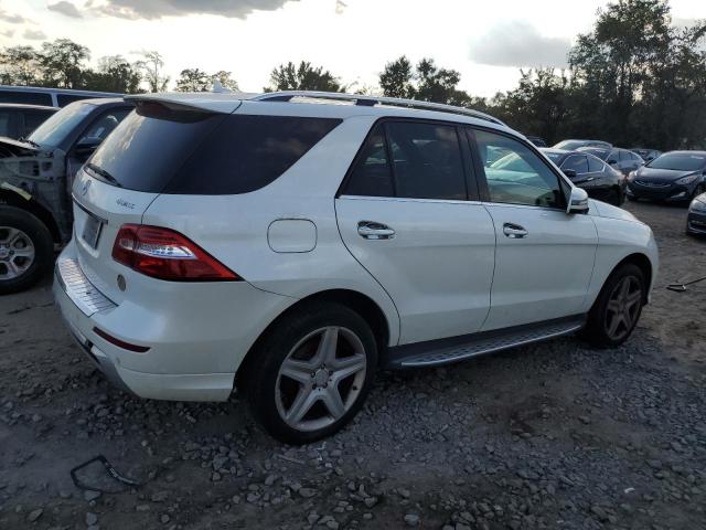 4JGDA7DB3EA330358 - 2014 MERCEDES-BENZ ML 550 4MATIC WHITE photo 3