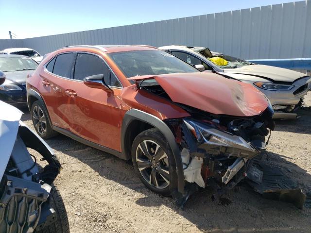 JTHP9JBH8L2028388 - 2020 LEXUS UX 250H ORANGE photo 4