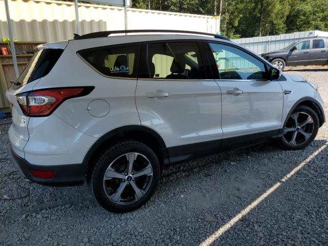 1FMCU0HD5JUA16189 - 2018 FORD ESCAPE SEL WHITE photo 3