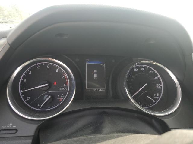 4T1G11AK9LU955504 - 2020 TOYOTA CAMRY SE SILVER photo 9