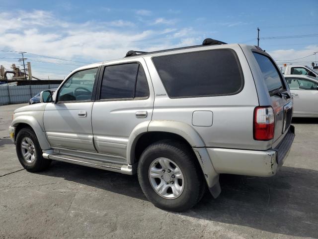 JT3GN87R520224858 - 2002 TOYOTA 4RUNNER LIMITED SILVER photo 2