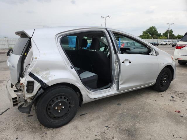 JTDKDTB35F1107005 - 2015 TOYOTA PRIUS C SILVER photo 3