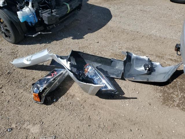 JTEBU5JR3J5515209 - 2018 TOYOTA 4RUNNER SR5/SR5 PREMIUM Серебристый фото 12