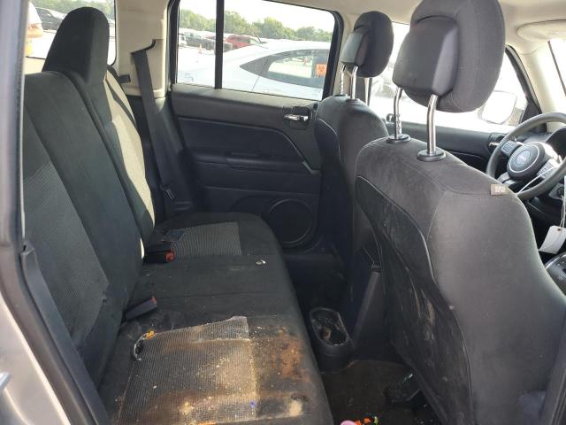 1C4NJPBA4FD429239 - 2015 JEEP PATRIOT SPORT 银色 照片 10