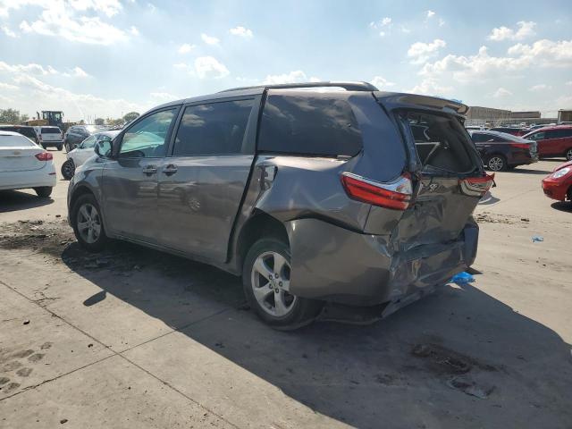 5TDKK3DC1FS641446 - 2015 TOYOTA SIENNA LE GRAY photo 2