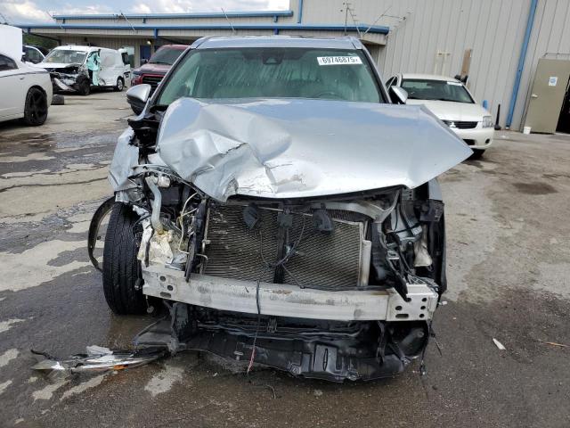 5TDKZRFH4KS561379 - 2019 TOYOTA HIGHLANDER SE Gümüş fotoğraf 5