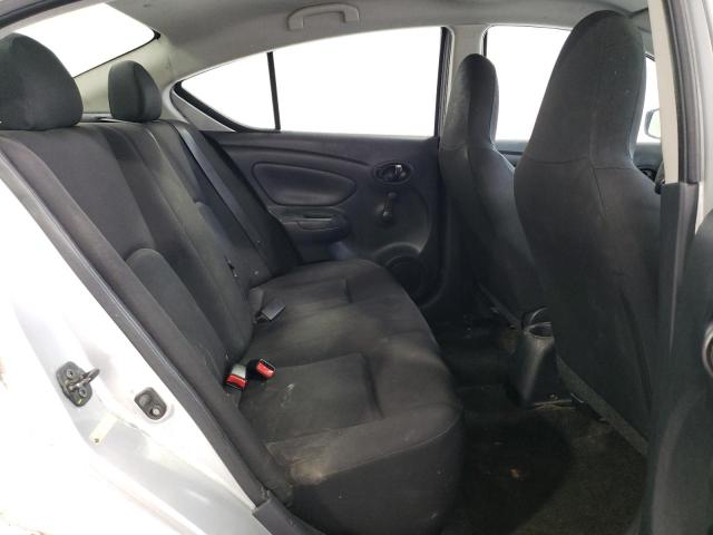 3N1CN7AP7GL905225 - 2016 NISSAN VERSA S SILVER photo 10