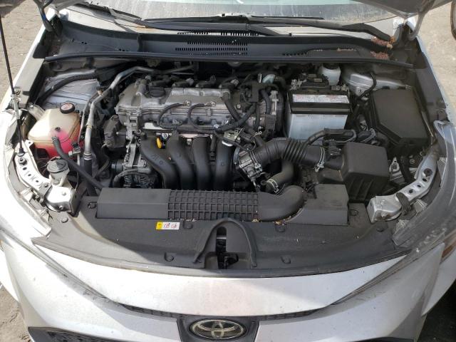 5YFEPMAE9NP285488 - 2022 TOYOTA COROLLA LE 银色 照片 11