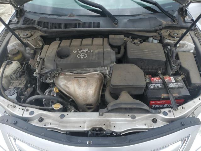 4T1BF3EK9AU072758 - 2010 TOYOTA CAMRY BASE SILVER photo 11