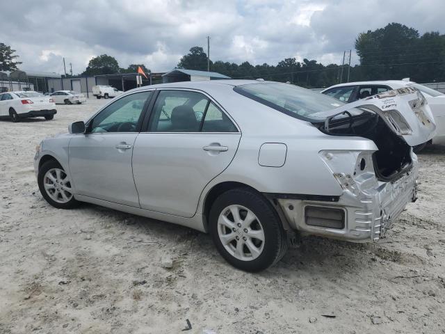 4T1BF3EK9AU072758 - 2010 TOYOTA CAMRY BASE SILVER photo 2