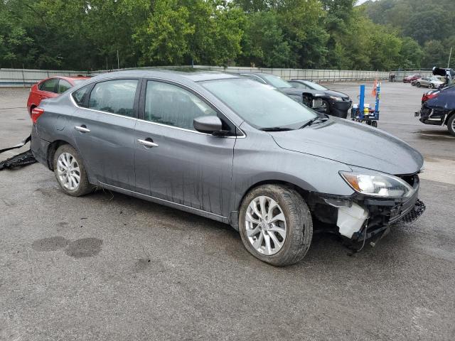 3N1AB7AP9JY276268 - 2018 NISSAN SENTRA S 灰色 照片 4