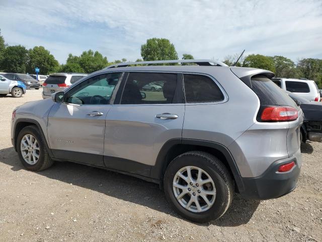 1C4PJLCB0JD615877 - 2018 JEEP CHEROKEE LATITUDE Сірий фото 2