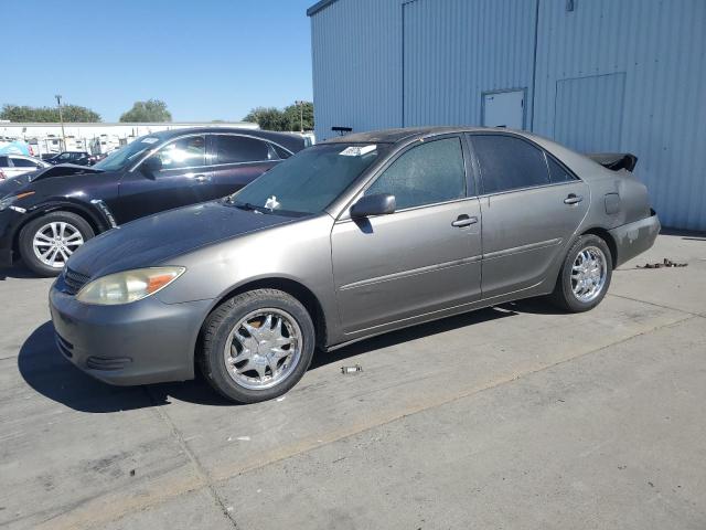 2004 TOYOTA CAMRY LE, 