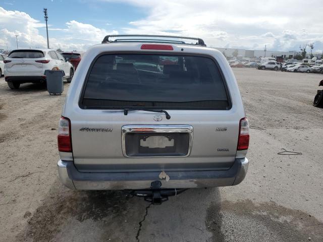 JT3GN86R820233538 - 2002 TOYOTA 4RUNNER SR5 SILVER photo 6