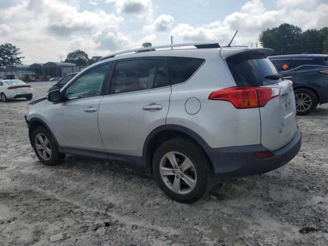 2T3WFREV5FW131107 - 2015 TOYOTA RAV4 XLE SILVER photo 2