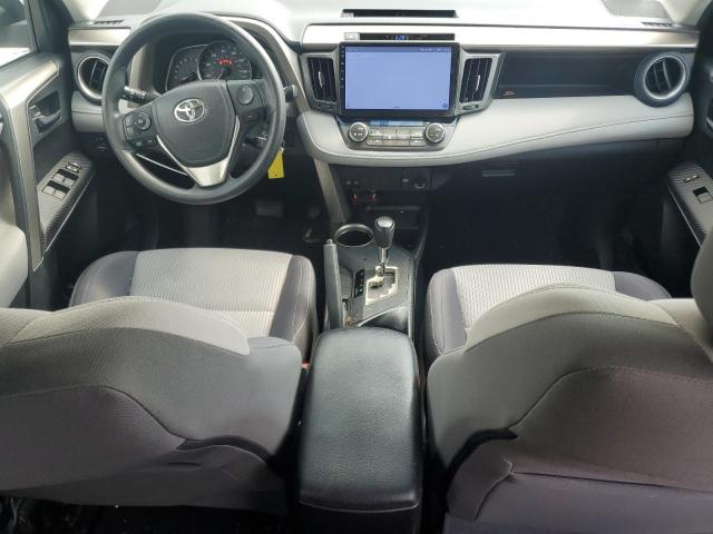 2T3WFREV5FW131107 - 2015 TOYOTA RAV4 XLE SILVER photo 8