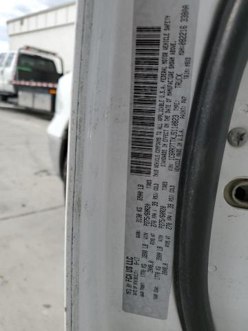 1C6RR7TTXJS110823 - 2018 RAM 1500 SLT WHITE photo 12