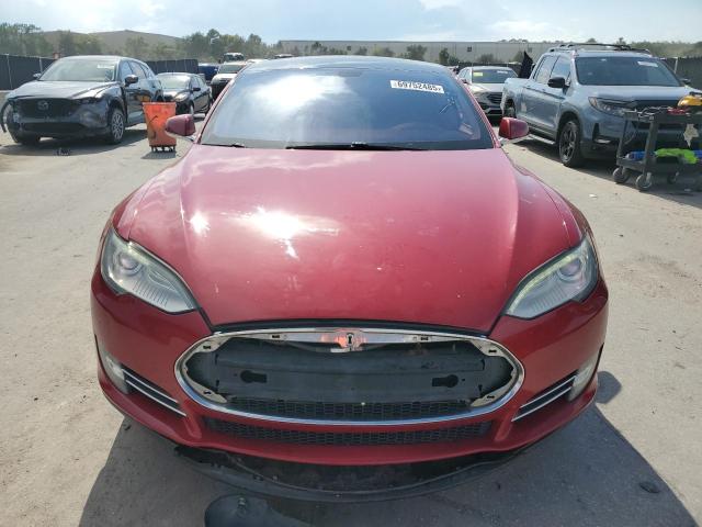 5YJSA1CP7DFP09567 - 2013 TESLA MODEL S Rojo foto 5