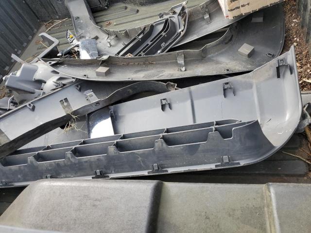 3TMJU4GN7CM138024 - 2012 TOYOTA TACOMA DOUBLE CAB PRERUNNER GRAY photo 12