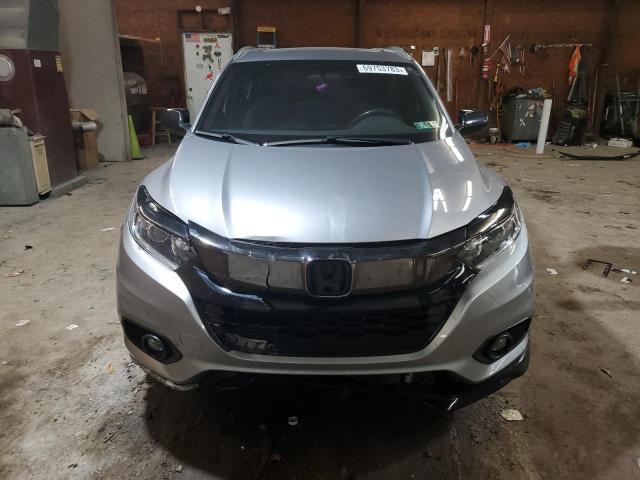 3CZRU6H16KG701310 - 2019 HONDA HR-V SPORT SILVER photo 5