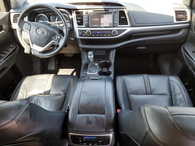 5TDKZRFH8JS528139 - 2018 TOYOTA HIGHLANDER SE 黑色 照片 8