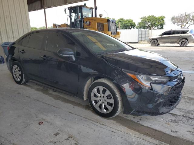 5YFEPMAE4NP378130 - 2022 TOYOTA COROLLA LE შავი ფოტო 4