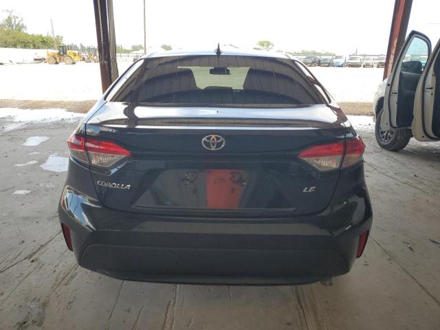 5YFEPMAE4NP378130 - 2022 TOYOTA COROLLA LE შავი ფოტო 6