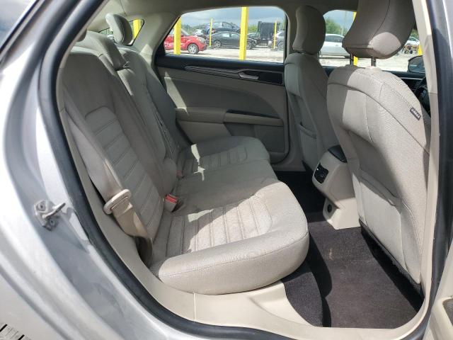 3FA6P0LU4KR243727 - 2019 FORD FUSION SE Gümüş foto 10