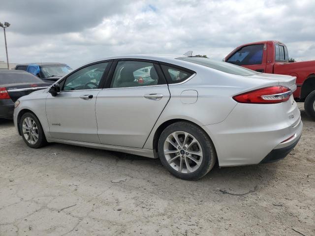 3FA6P0LU4KR243727 - 2019 FORD FUSION SE Gümüş foto 2
