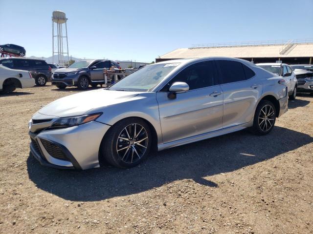 4T1S11AK1PU746743 - 2023 TOYOTA CAMRY SE NIGHT SHADE SILVER photo 1