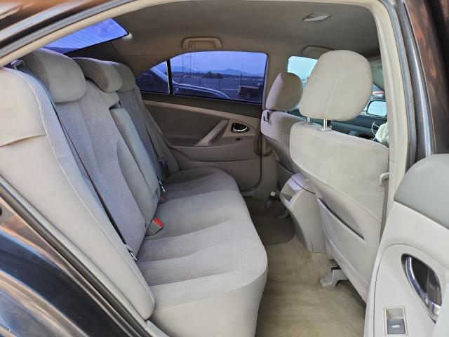 4T1BF3EK1AU086573 - 2010 TOYOTA CAMRY BASE 灰色 照片 10