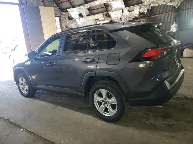 2T3RWRFVXMW121598 - 2021 TOYOTA RAV4 XLE CHARCOAL photo 2