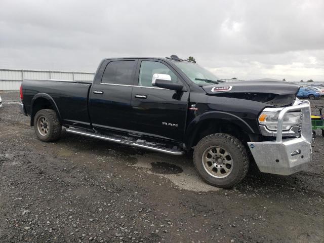 3C63R3JL4NG279718 - 2022 RAM 3500 LARAMIE BLACK photo 4