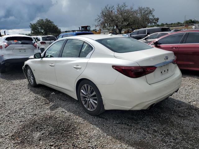 JN1EV7AP6JM361760 - 2018 INFINITI Q50 LUXE 白色 照片 2