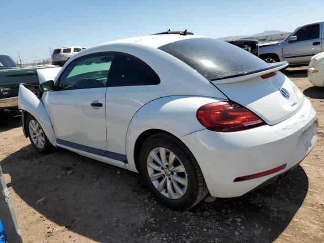 3VWFD7AT4JM709512 - 2018 VOLKSWAGEN BEETLE S WHITE photo 2