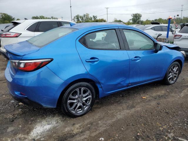 3MYDLBYV7KY505385 - 2019 TOYOTA YARIS L BLUE photo 3