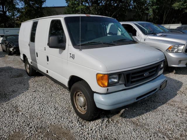 1FTRE14W15HB36787 - 2005 FORD ECONOLINE E150 VAN WHITE photo 4