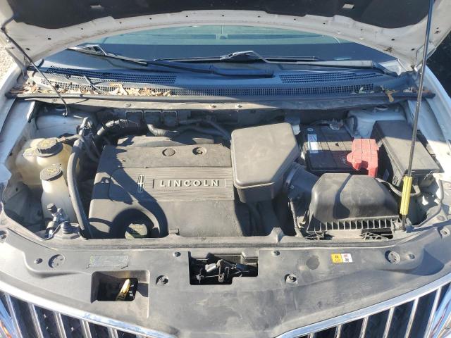 2LMDJ6JK3CBL06677 - 2012 LINCOLN MKX WHITE photo 12