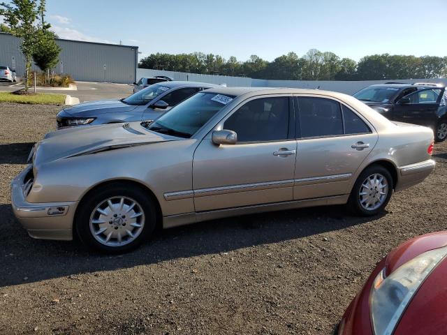 2001 MERCEDES-BENZ E 320, 