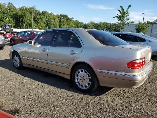 WDBJF65J01B267764 - 2001 MERCEDES-BENZ E 320 Bej foto 2