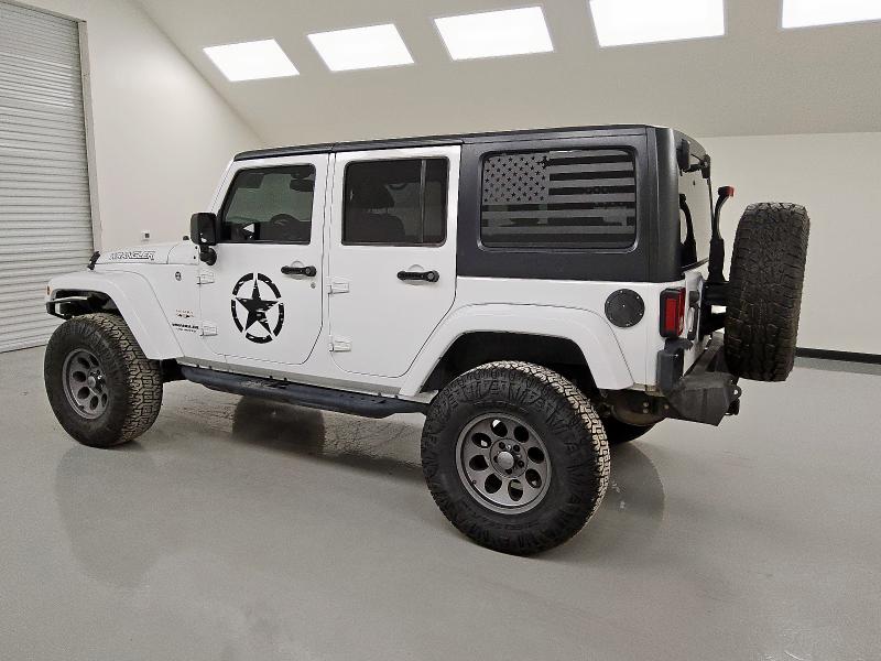 1C4BJWEG9GL333949 - 2016 JEEP WRANGLER U SAHARA WHITE photo 2