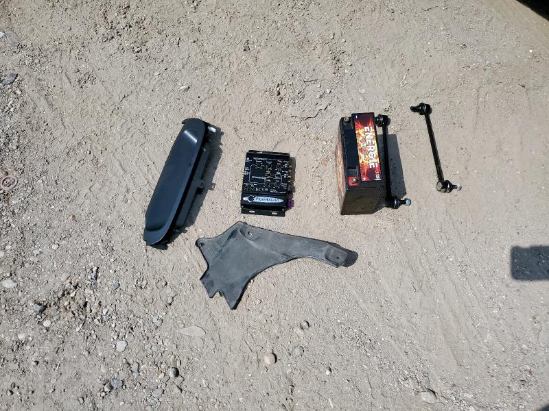 JTDBA32K740006406 - 2004 TOYOTA CAMRY SE BLUE photo 12