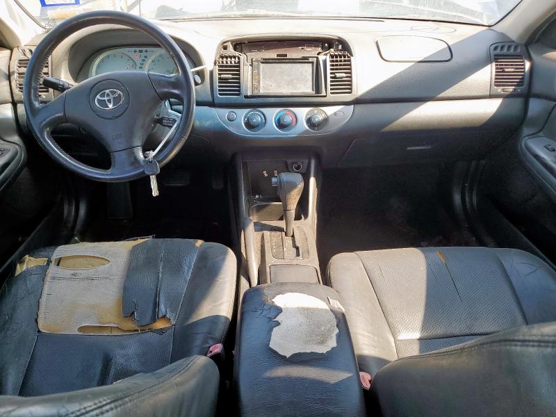 JTDBA32K740006406 - 2004 TOYOTA CAMRY SE BLUE photo 8