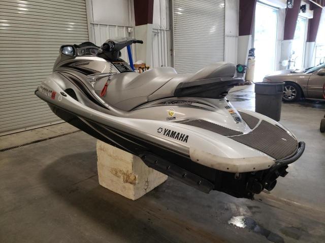 YAMA1360I708 - 2008 YAMAHA FX CRUISER SILVER photo 3